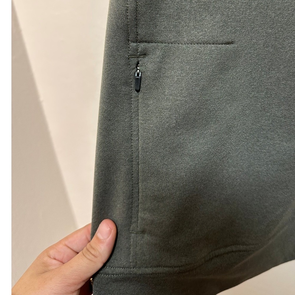 REI Co Op Men Small Gray Crewneck Long Sleeve Sweatshirt Pullover Pocket - Picture 4 of 8